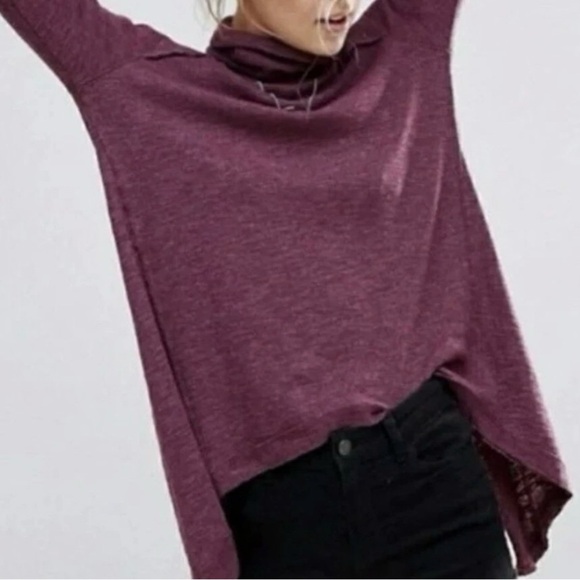 Free People We the Free split back turtle neck long sleeve top plum size medium - Picture 2 of 10